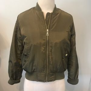 NWT Zipper Olive Padded Bomber Jacket